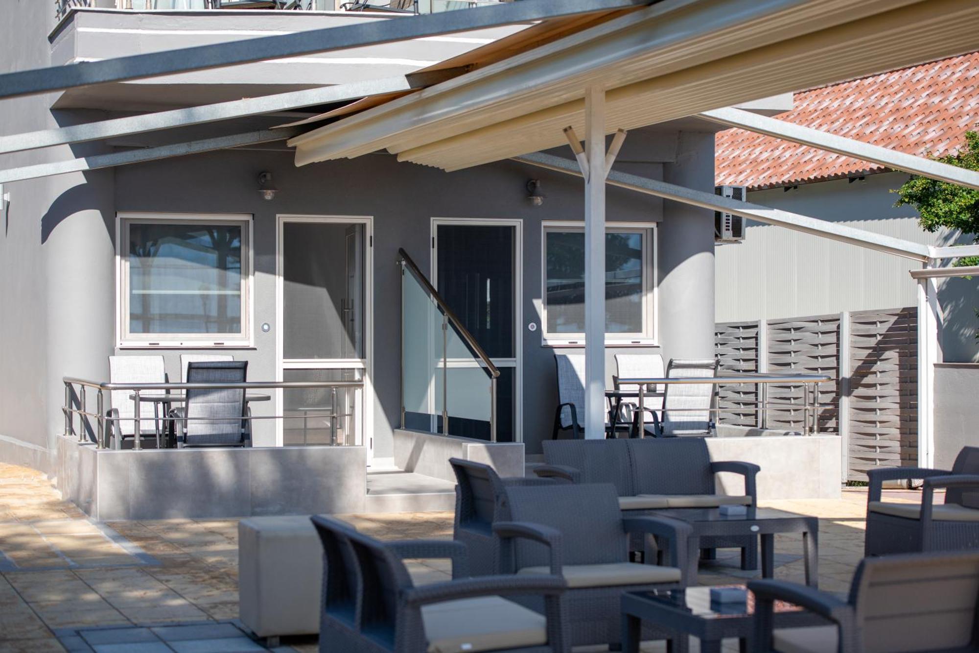 Jolandas Suites Toroni Exterior photo